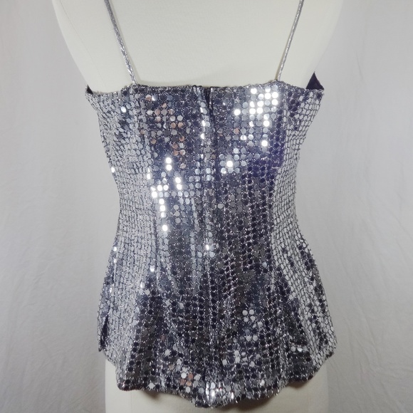 L.A. GLO Silver Metallic Strapped Top Size 9/10 - Picture 5 of 8